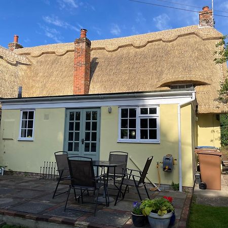 Buttercup Cottage, Hartest Extérieur photo